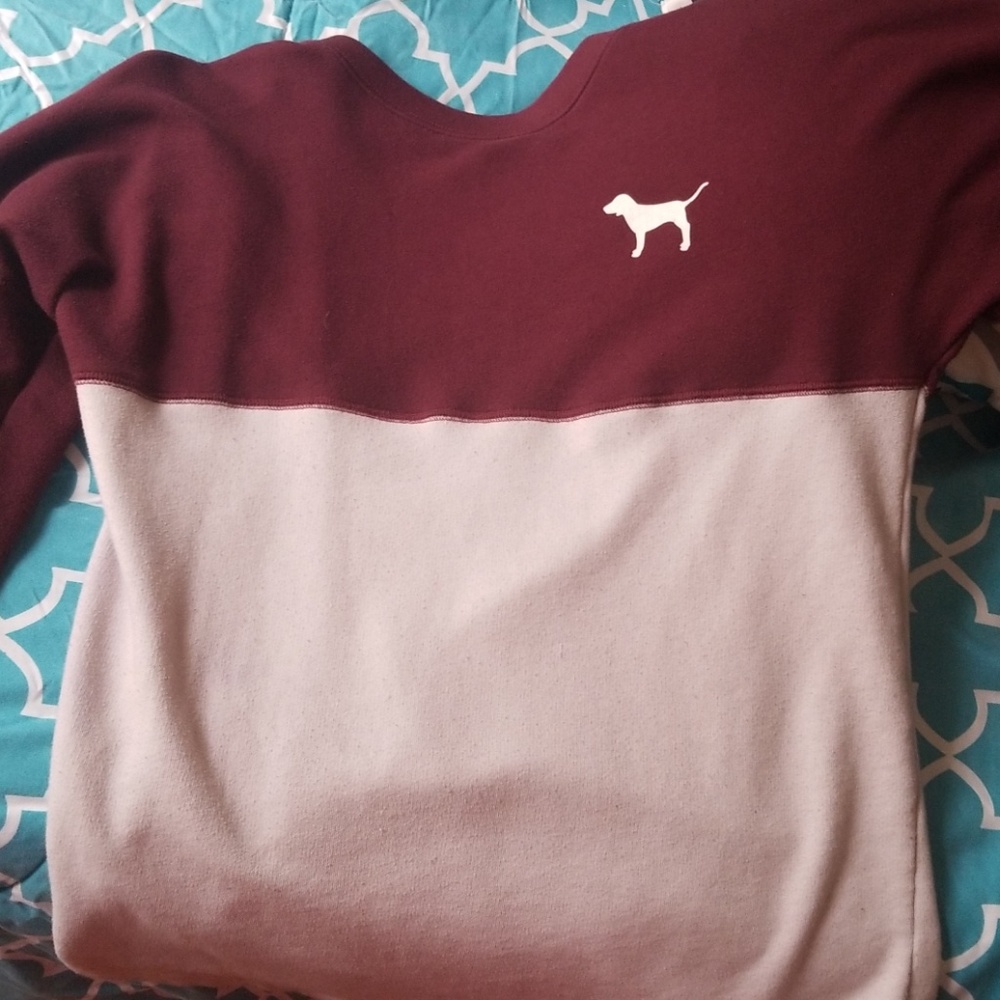 VS sweater